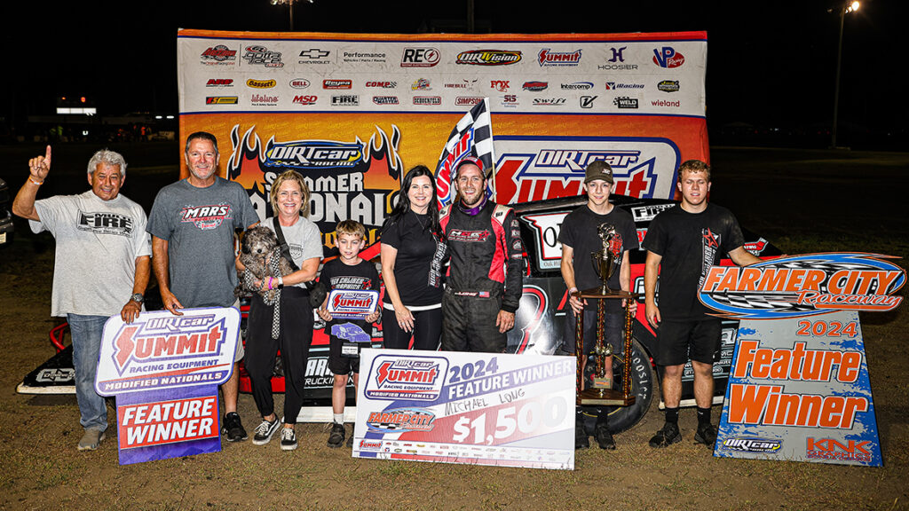 Michael Long wins at Farmer City Raceway