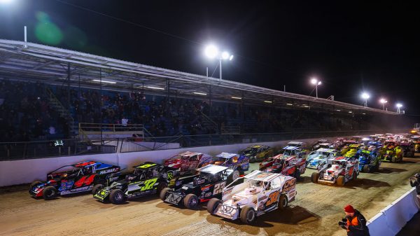 DIRTcar 358 Modified Series 4-wide at Oswego