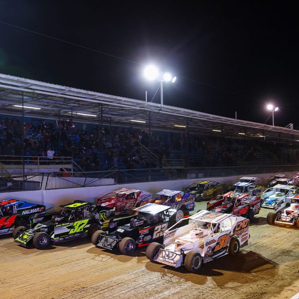 DIRTcar 358 Modified Series 4-wide at Oswego